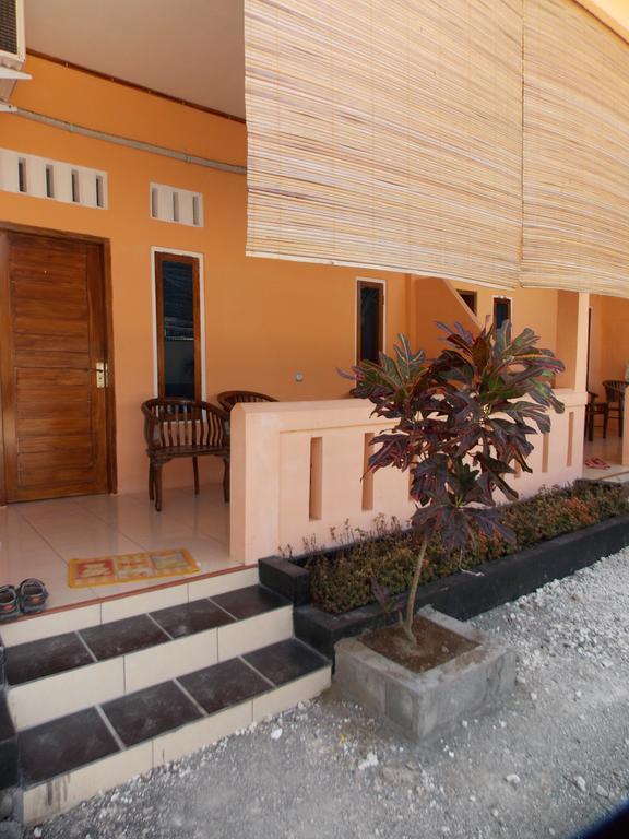 Hotel Putra Sindang Asih Batukaras 객실 사진
